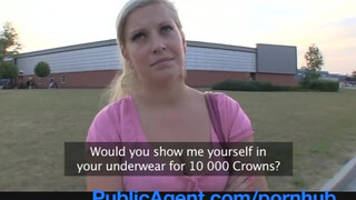 Kemény közbaszás a nagy mellek után – a punci és a segg is kapja a magáét