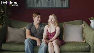 Haley Spades kemény repülőbaszás puncija szétnyílik idegen faszra élvezésig