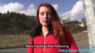 Vad puncit kap a parkban, kemény baszás közszemlére, nyögdöső vörös ribi