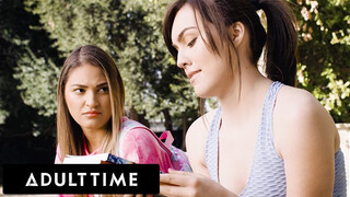 Fütykös tanárnő megeszi a friss egyetemista punciját – Leszbikus tabutörő buja órák