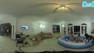 Forró latin tinik olajos leszbikus birkózása nagy seggű mostoha nődökkel VR-ben