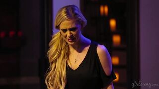 Cherie Deville és Mercedes Carrera lángoló leszbikus vágykalandja