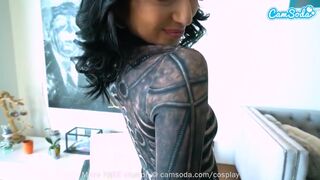 Lángoló cosplay önélvezet a kamerán