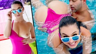 Edzésem a forró edzővel - nagy seggemet baszva teszteli állóképességemet