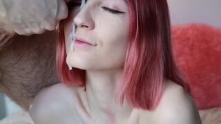 Shinaryen tinilány imádja megülni a kemény faszt és lenyelni a forró spriccet arcába