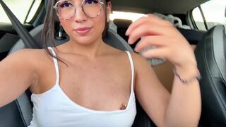 Szopogatás az úton, lőtte tele az ülést