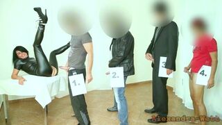 A sperma buli! Végtelen szex a latexes ribanccal!