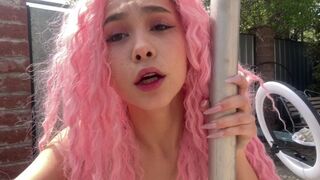 Barátom átjön dugni, miközben a szüleim otthon vannak