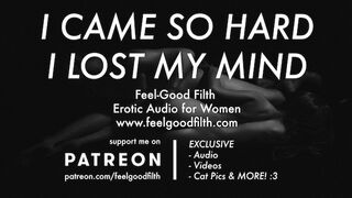 Kedves mocskos szavak és két vad orgazmus a forró dugás alatt