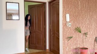 Mostoha hugim dögösre öltözött a randira, de hiába várta őt